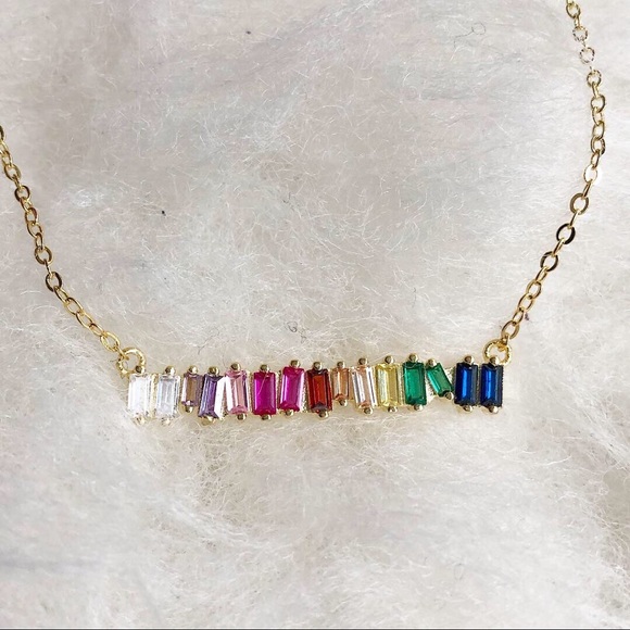 Rainbow crystal necklace - Picture 3 of 4